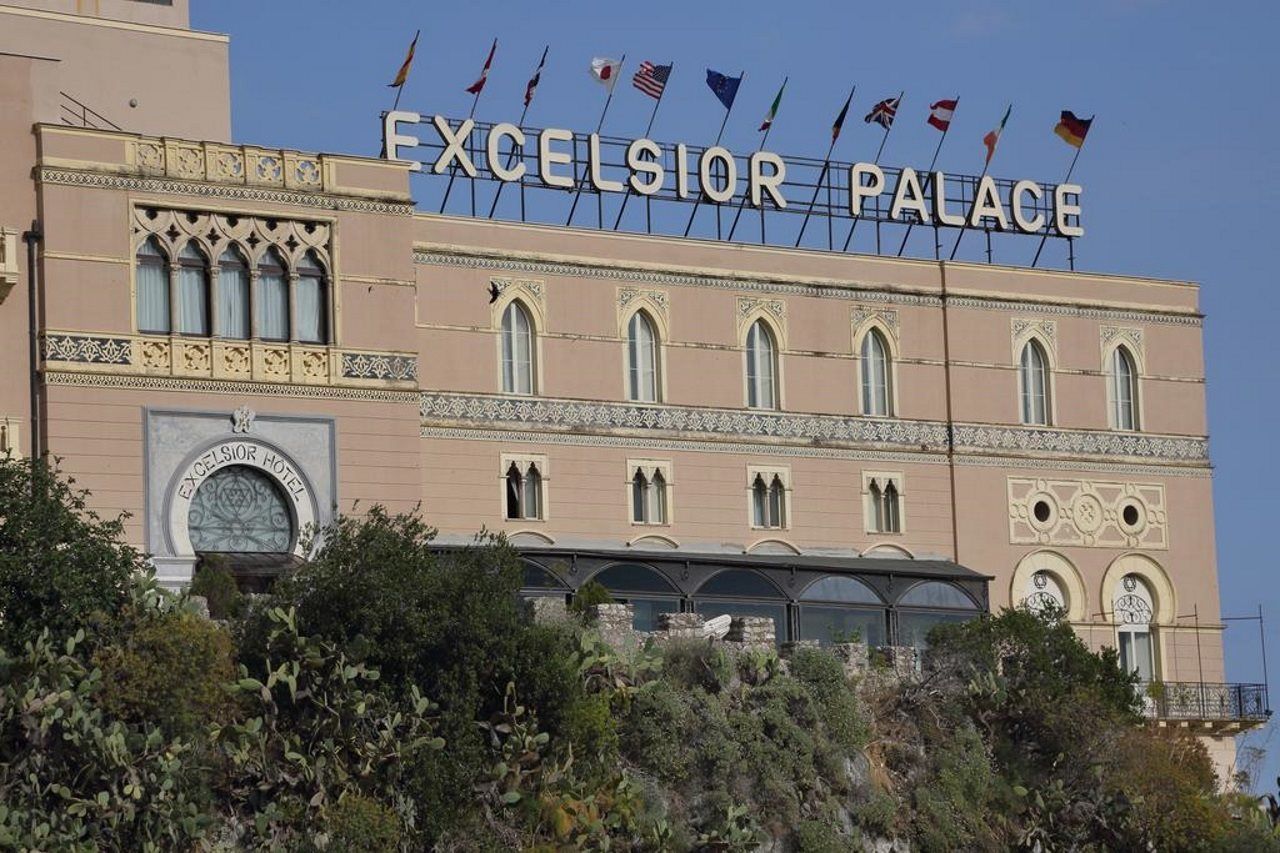 Excelsior Palace 호텔